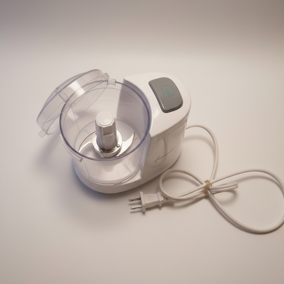 Compact White Food Processor by - Picture 2 of 5